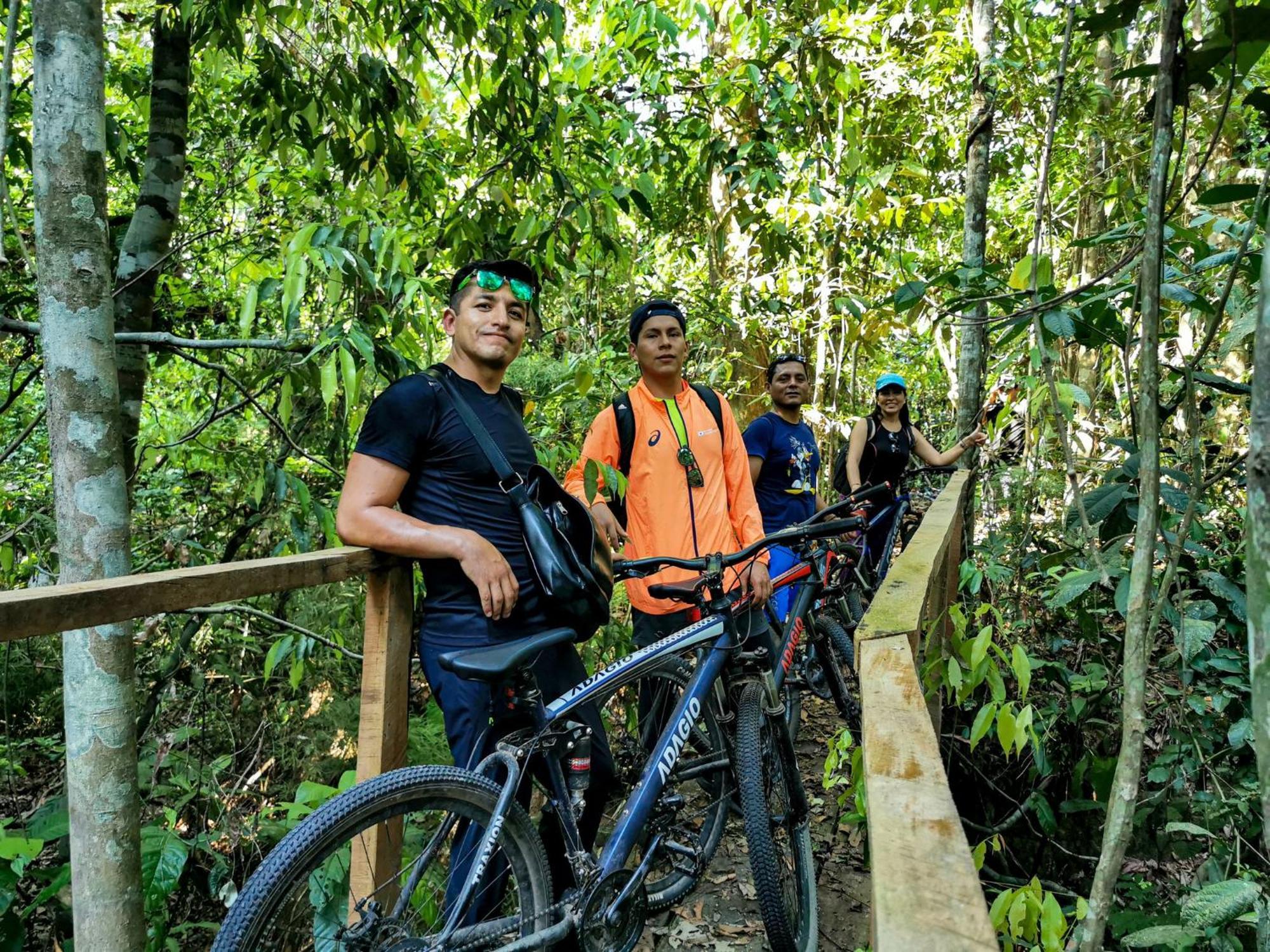 Хостел Castana Amazon Park Пуэрто-Мальдонадо Экстерьер фото